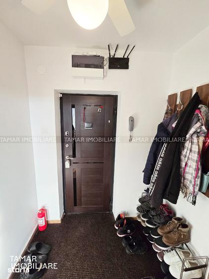 Apartament cu 2 camere decomandat în Romanilor