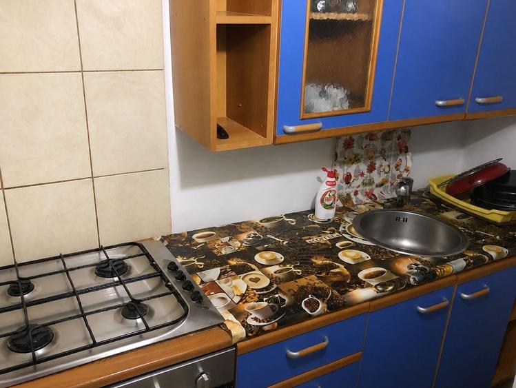 Garsonieră decomandată în Central