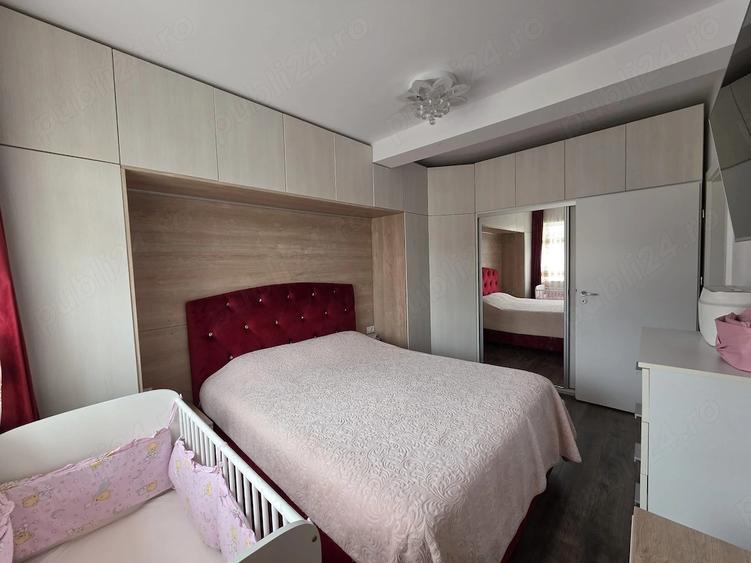 Apartament cu 3 camere decomandat, mobilat în Giroc