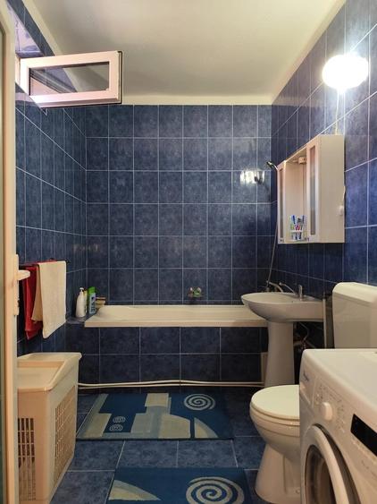 Casă cu 2 camere cu Teren 2826 Mp în Saca