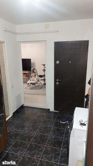 Apartament cu 2 camere decomandat, mobilat în Tomis Nord