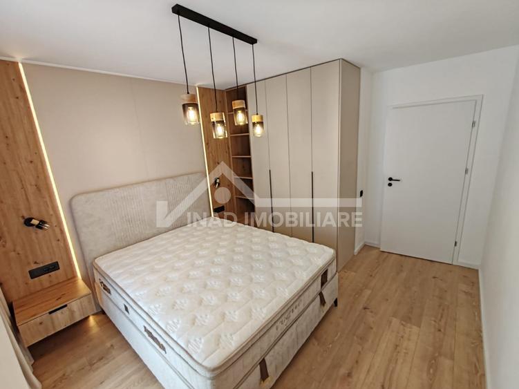 Apartament cu 3 camere semidecomandat, mobilat în Mărăști