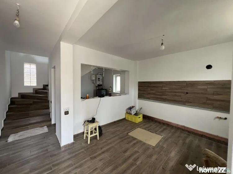 Casă cu 3 camere cu Teren 187 Mp în Brănești