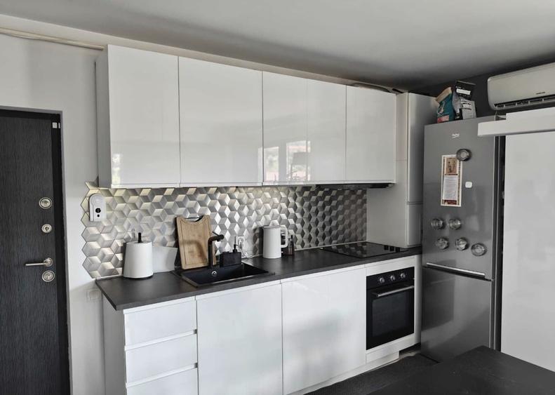 Apartament cu 3 camere , terasa de 50 mp,parcare - 4