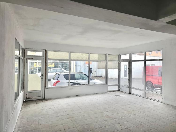 Spațiu comercial, de 303 mp, în 23 August (Cațelul)