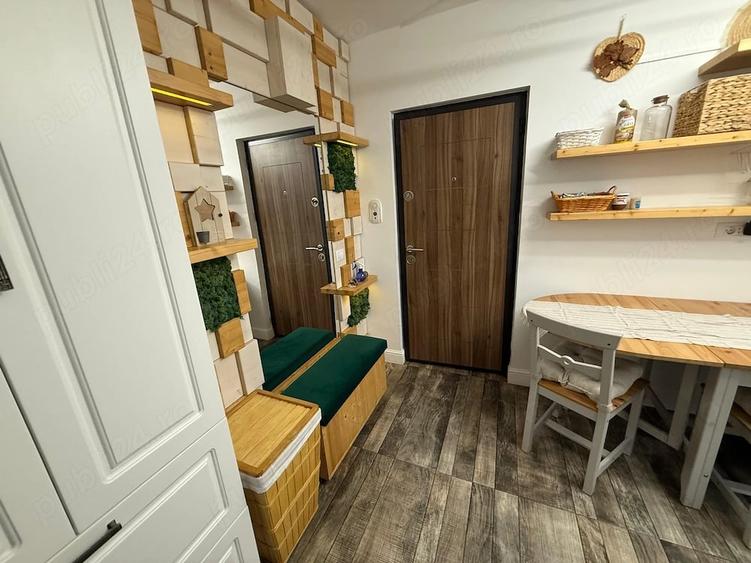 Apartament cu 2 camere semidecomandat în Central