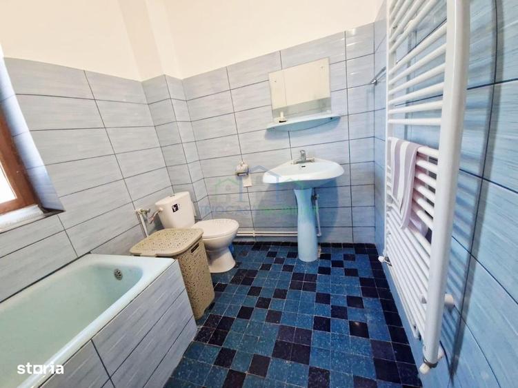 Casă cu 4 camere în Ungureni
