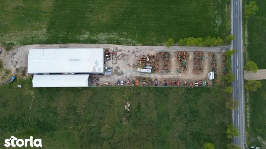 Spațiu comercial, de 1,800 mp, în Central