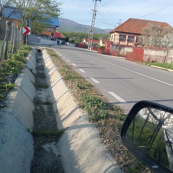 Teren de 7700 mp, în Dumbrăveni