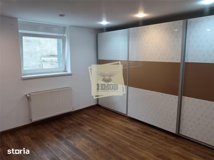 Casă cu 6 camere cu Teren 650 Mp în Țiglari