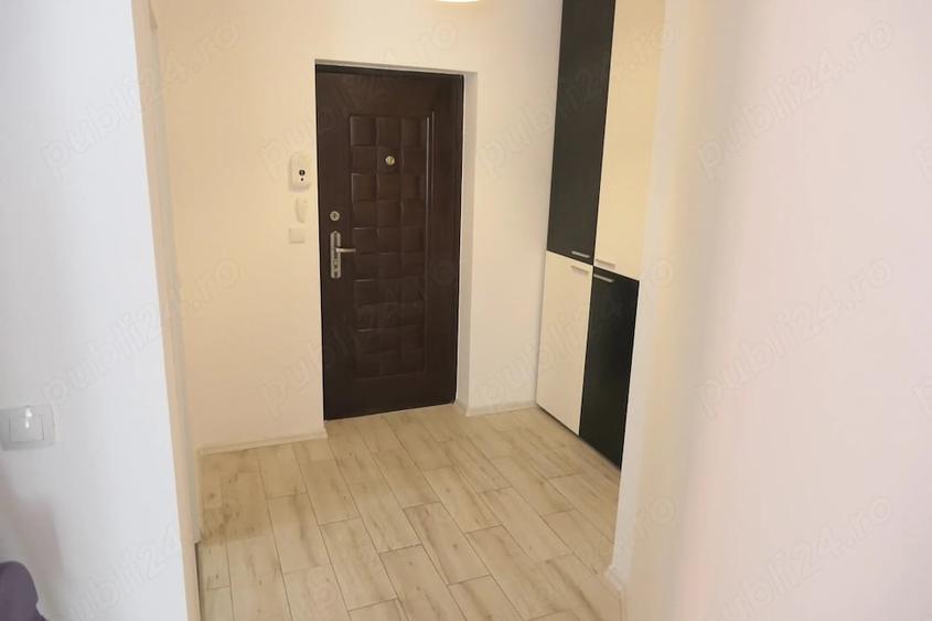 Apartament cu 2 camere decomandat în P-ța Spitalului