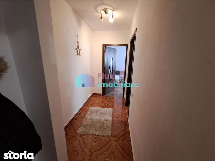 Apartament cu 2 camere decomandat în Precista