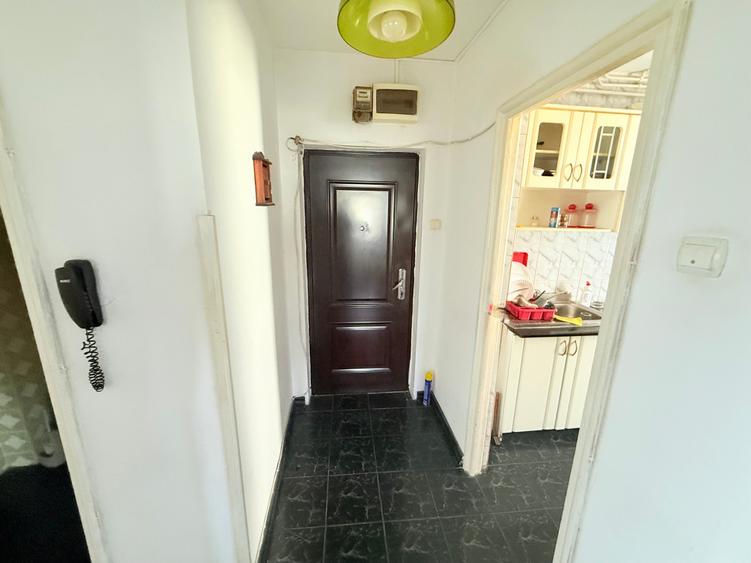 Apartament cu 4 camere decomandat în Pantelimon