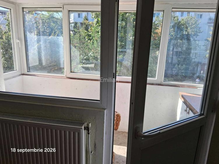 Viitoarea ta locuinta: str. Energiei, et. 2, vedere stradala sud, decomandat, termoizolat, logie, balcon, termopan, centrala noua wi-fi, finisaj vechi