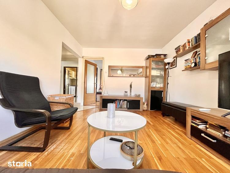 Apartament cu 2 camere decomandat în Văcăresti