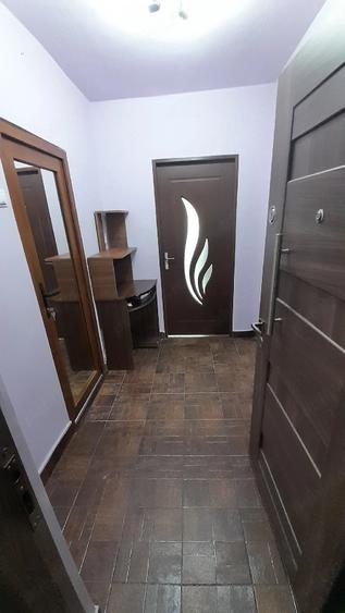 Apartament cu 2 camere decomandat în Govândari