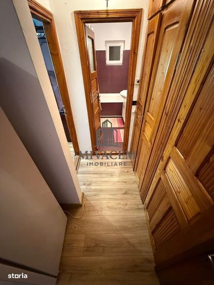 Apartament cu 2 camere decomandat în Rovine
