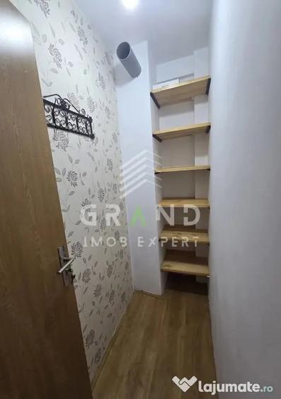 Garsonieră decomandată în Central