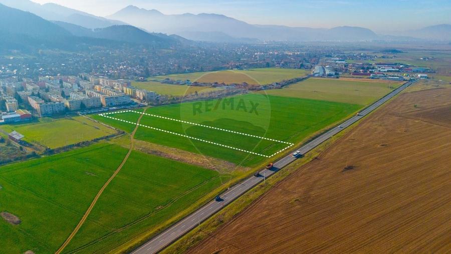 Teren Construcții intravilan de 6100 mp, în Electroprecizia