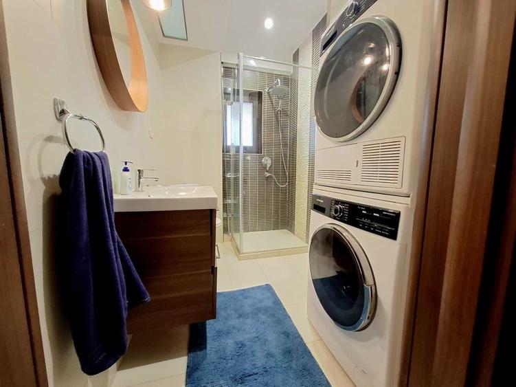 Apartament cu 3 camere semidecomandat în Tomis Plus