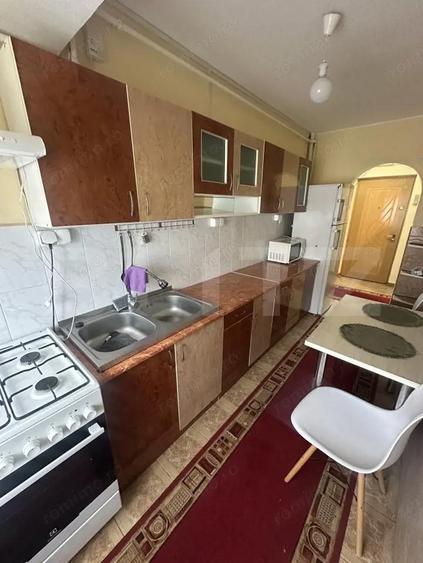 Apartament 2 camere, decomandat,48 mp , Micro 15 - 9