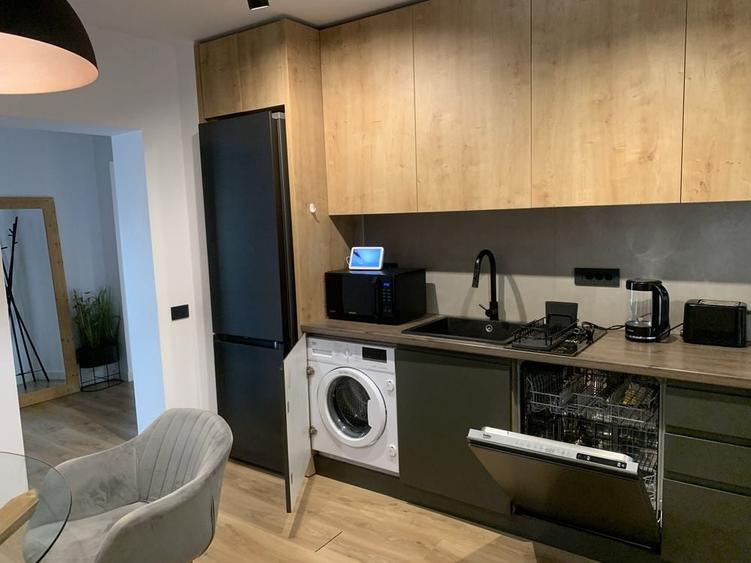 Apartament cu 3 camere în Ultracentral