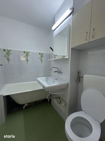 Apartament cu 2 camere decomandat în Vest