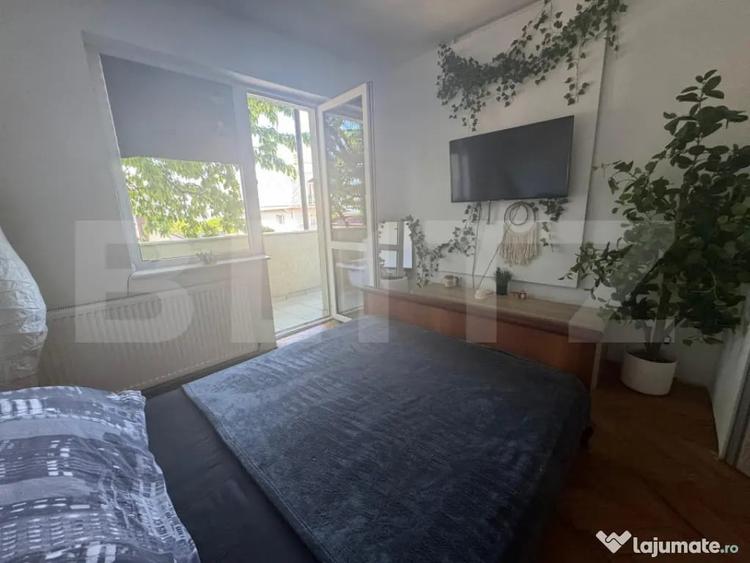Casă cu 7 camere cu Teren 600 Mp în Central