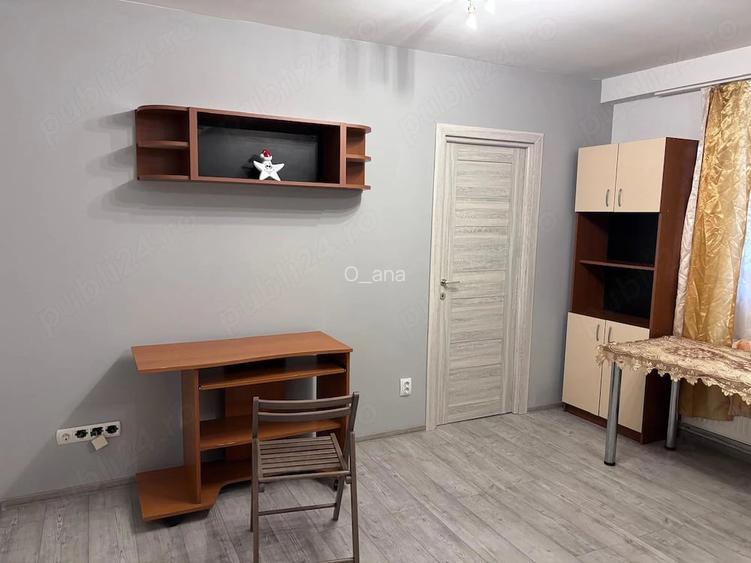 Vand apartament 2 camere in Vasile Aaron