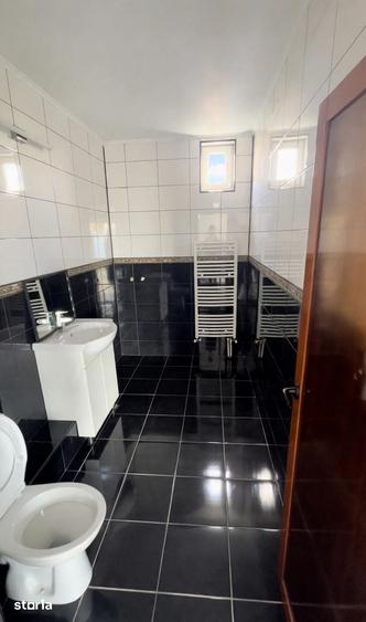 Apartament cu 4 camere în Central
