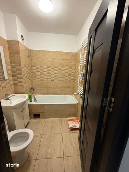 Apartament cu 3 camere în Calea București