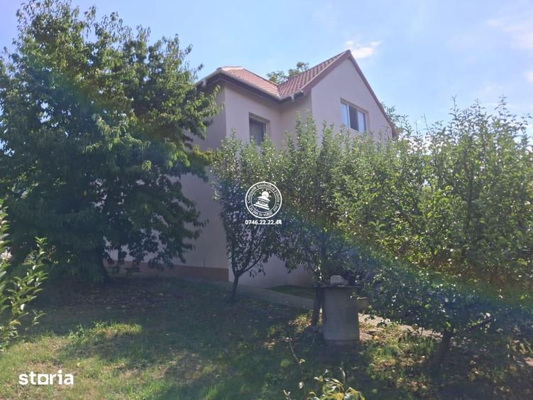 Casă cu 4 camere cu Teren 700 Mp în Rediu