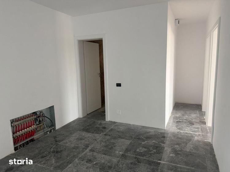 Casă cu 4 camere cu Teren 300 Mp în Plaiul Vulcanești