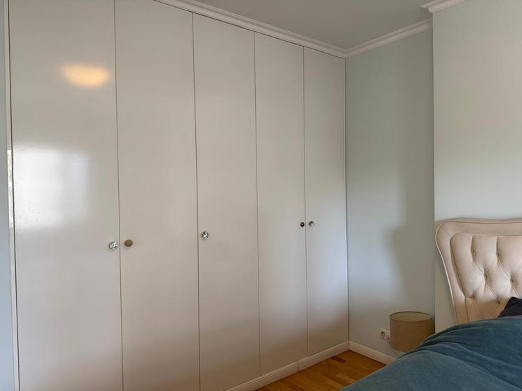 Apartament cu 3 camere decomandat, mobilat în Lacul Tei
