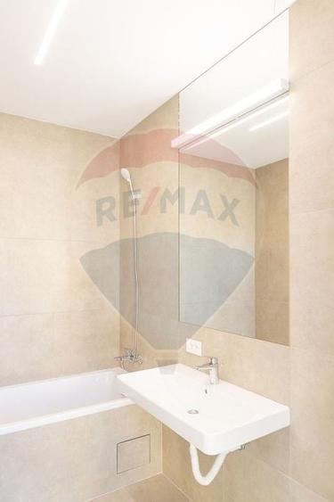 Penthouse cu 4 camere decomandat în Ultracentral