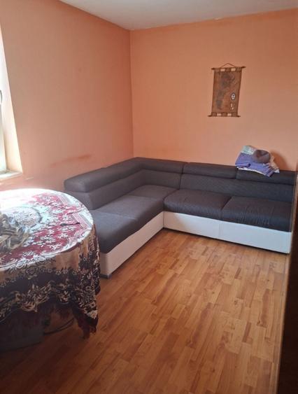 Apartament cu 2 camere decomandat în Cocorăștii Caplii