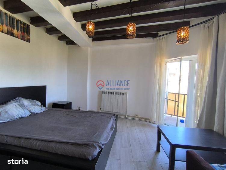 Apartament cu 3 camere semidecomandat în Peninsula