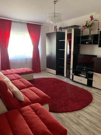 Apartament cu 3 camere decomandat în Buzaului