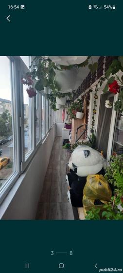 Apartament cu 3 camere decomandat în Central