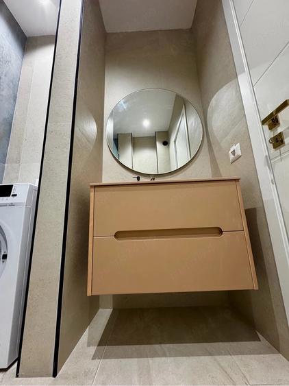 Apartament cu 3 camere decomandat în Nord