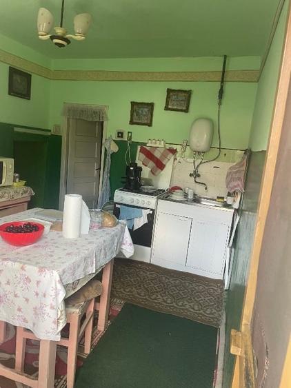 Casă individuală cu 4 camere cu Teren 1000 Mp în Central