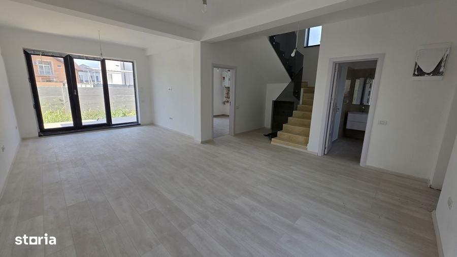 Vila P+1+M, 2km de M Raul Doamnei/parc moghioros,Mansarda 40mp,tva inc - 2