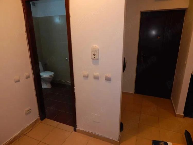Apartament cu 2 camere decomandat în Tătărași