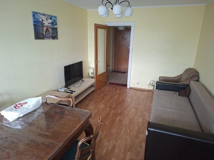 Apartament cu 3 camere în Colentina