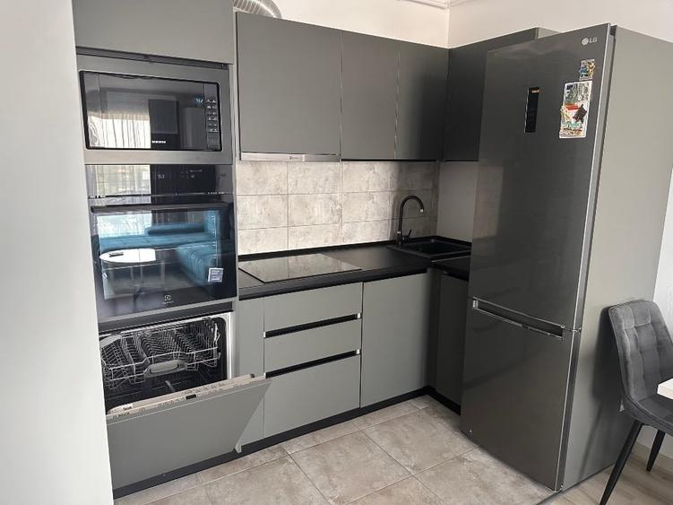 Închiriez ap. 2 camere semidecomandat, 42 mp, cu loc de parcare, Adora Forest - 3