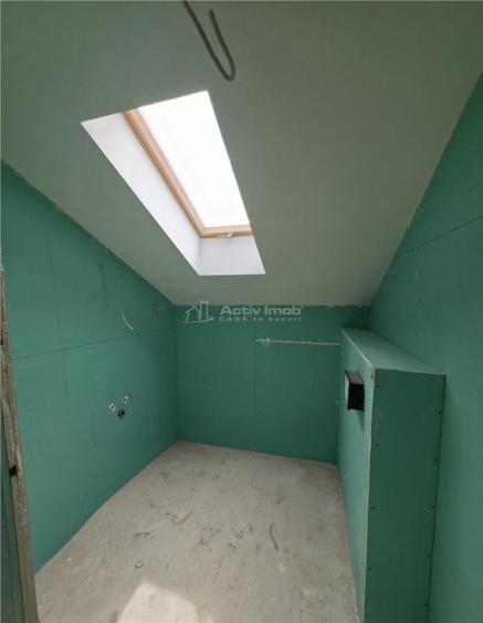 Casa individuala - Tunari - P M - 5 camere - 2 bai - 165mp - 12