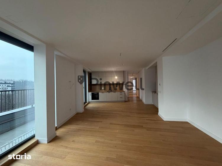 Apartament cu 4 camere, mobilat în Central