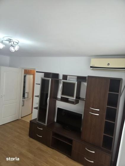 Apartament 2 camere metrou - 1