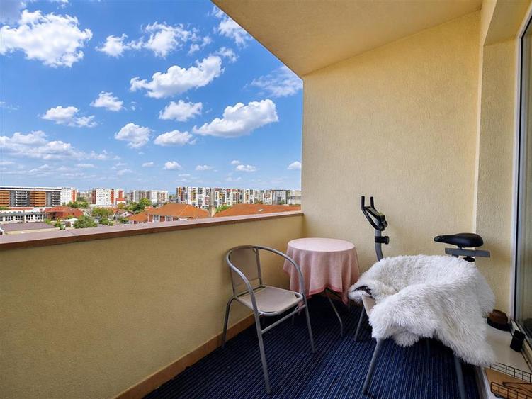 Apartament cu 2 camere decomandat în Iosia
