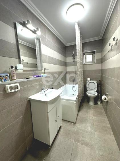 Apartament cu 3 camere decomandat, mobilat în Sebastian